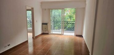 Oportunidad PH 2 ambientes con patio en venta Sin expensas – Villa Urquiza (límite Coghlan)