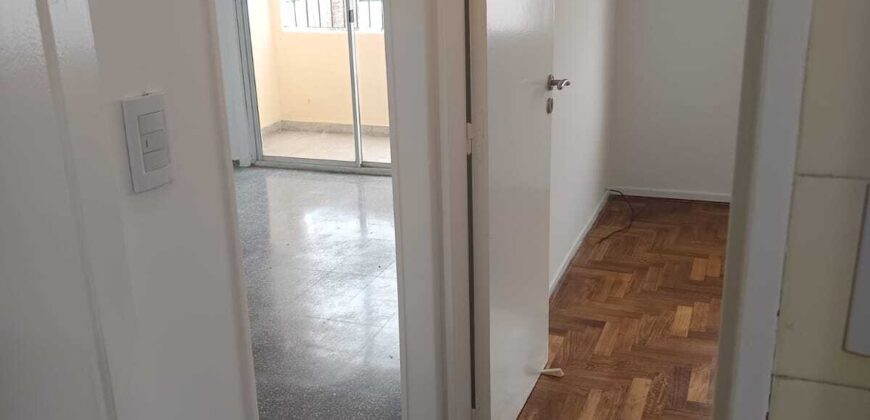 Alquiler – Av. Balbín – Departamento 2 ambientes – Zona Coghlan, CABA