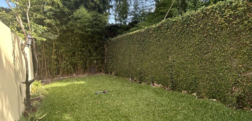 Hermoso Dúplex en alquiler – 5 ambientes – Coghlan